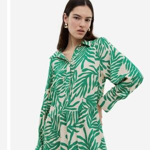 H&M Green and Beige Leaf Pattern Maxi Dress